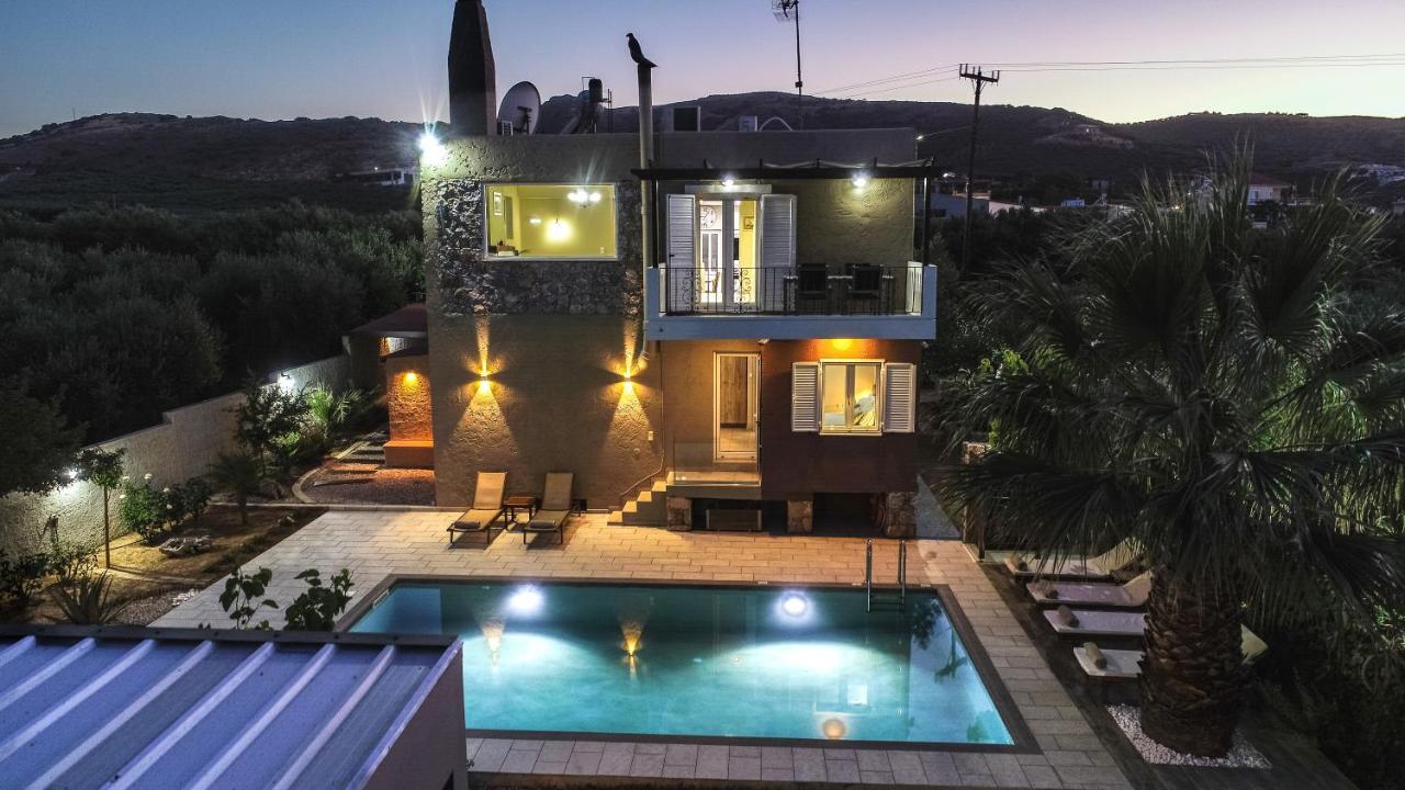 Petronila Luxury Villa With Heated Private Pool Kíssamos Exteriör bild