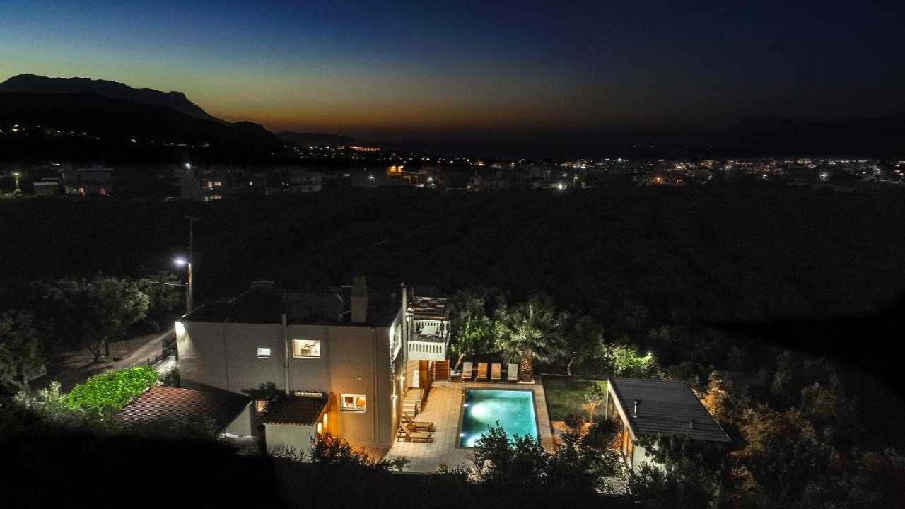 Petronila Luxury Villa With Heated Private Pool Kíssamos Exteriör bild